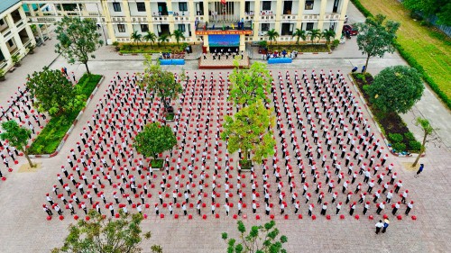 TRƯỜNG THCS KỲ THỊNH: Tổ chức thành công “ Rung chuông vàng” cho học sinh  khối 9 năm học 2023-2034