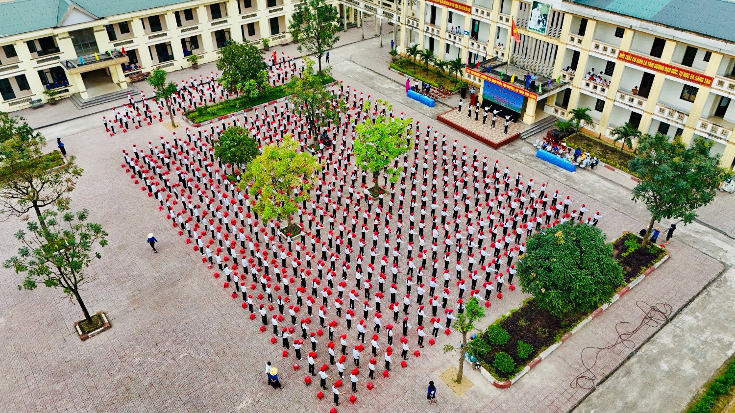 z5287448682493 a8b96eb401bea1fd33b8d6353b57f5d3